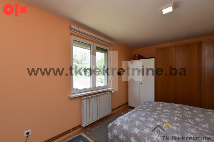 ZLOKOVAC - Kuća na parceli 534 m2, sa 3 zasebna stana