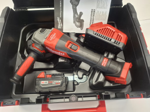 Milwaukee m18 fhsag 125XB2 aku brusilica