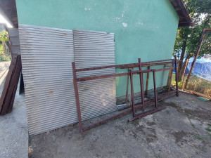 Metalna ograda 333cm i mala vrata 80cm sa ispunama rebrasti alu