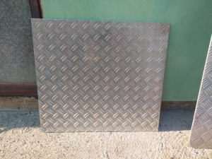 Alu aluminijska tabla rebrasta rebrasti  55,7x50,3cm 4mm debljina