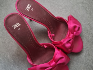 Stikle ZARA br 38 sandale, natikace