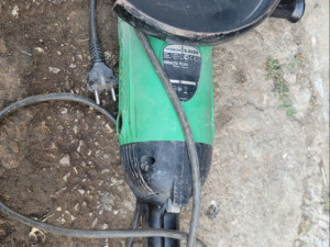 Brusilica hitachi