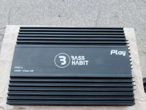 Auto pojacalo bass habit