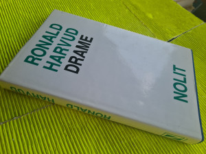 Drame / Ronald Harvud