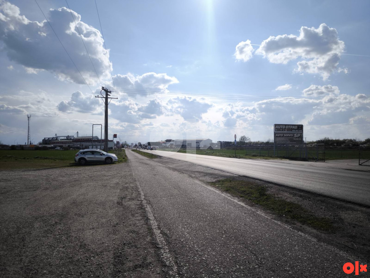 Poslovni prostor objekat hala zemljiste Dvorovi 3