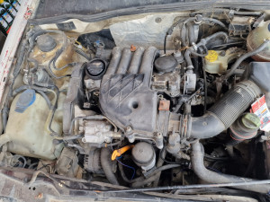 Motor golf 4 1.9 sdi tdi 50 66kw caddy kedi