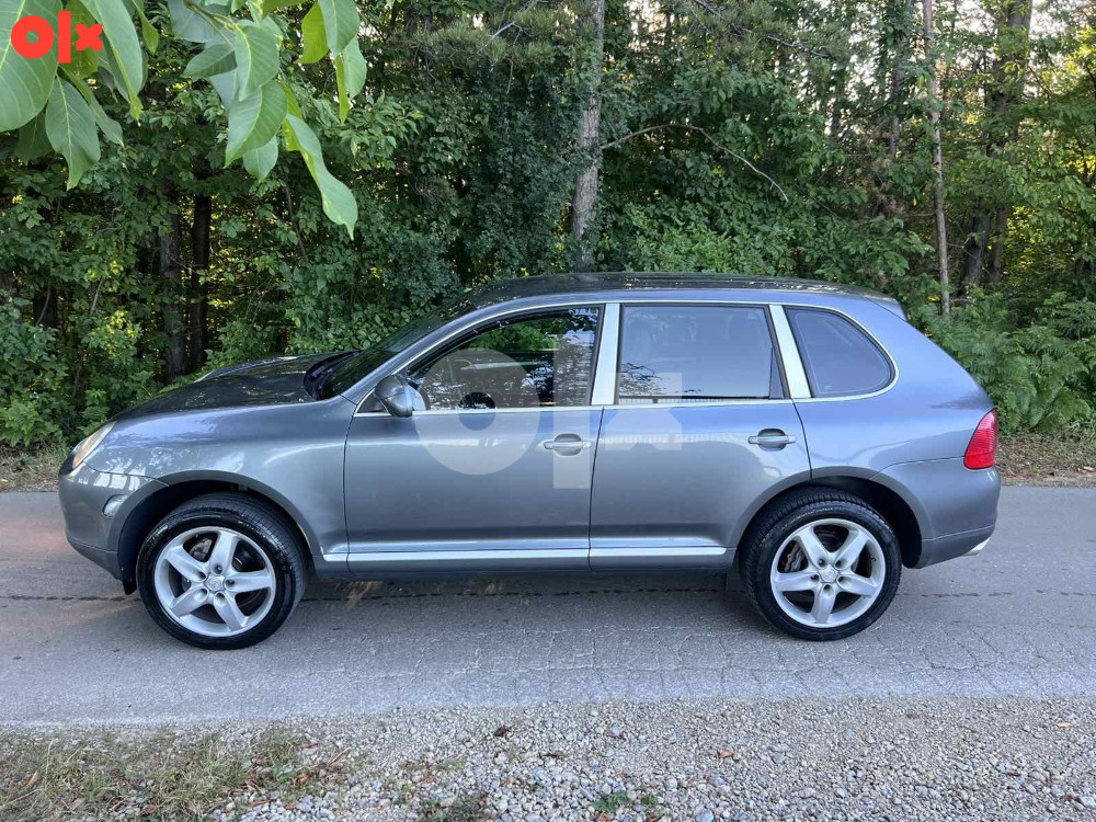Porsche Cayenne 3.2 V6 extra stanje moze zamjena
