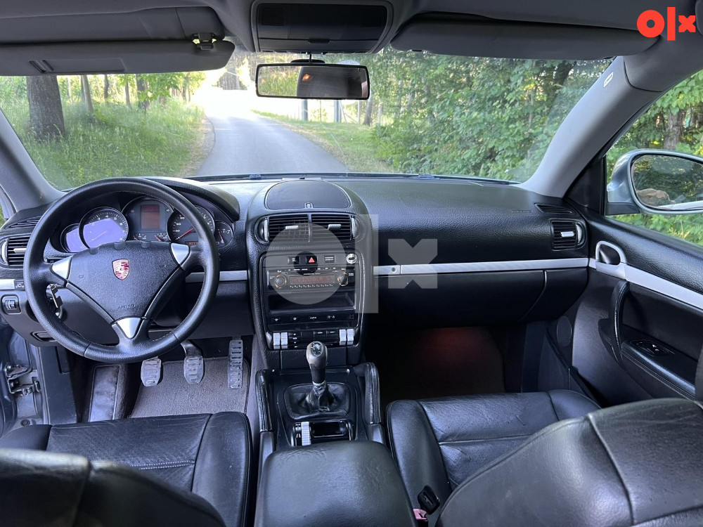 Porsche Cayenne 3.2 V6 extra stanje moze zamjena