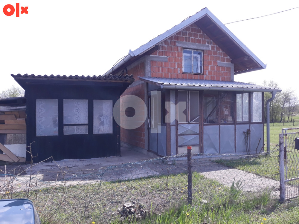 Zemljište i Vikendica (naselje Marići) Brčko 4