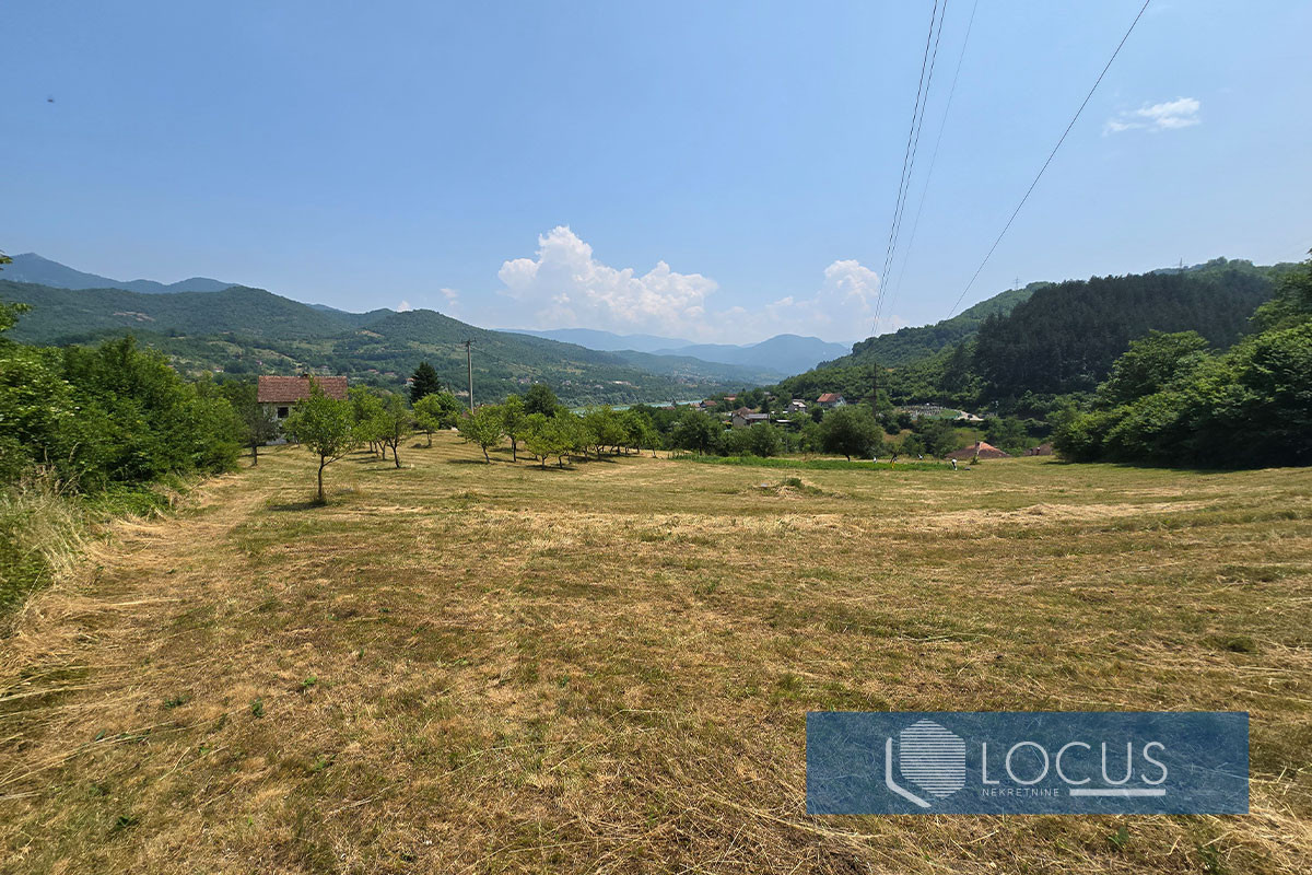 LOCUS: Kuća na parceli 13.379m2, Orahovica, Konjic 3