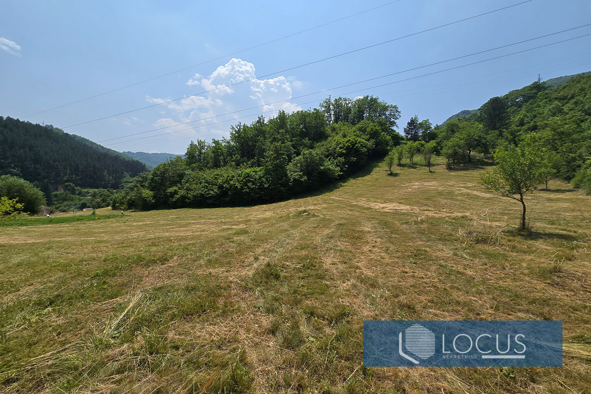 LOCUS: Kuća na parceli 13.379m2, Orahovica, Konjic 4