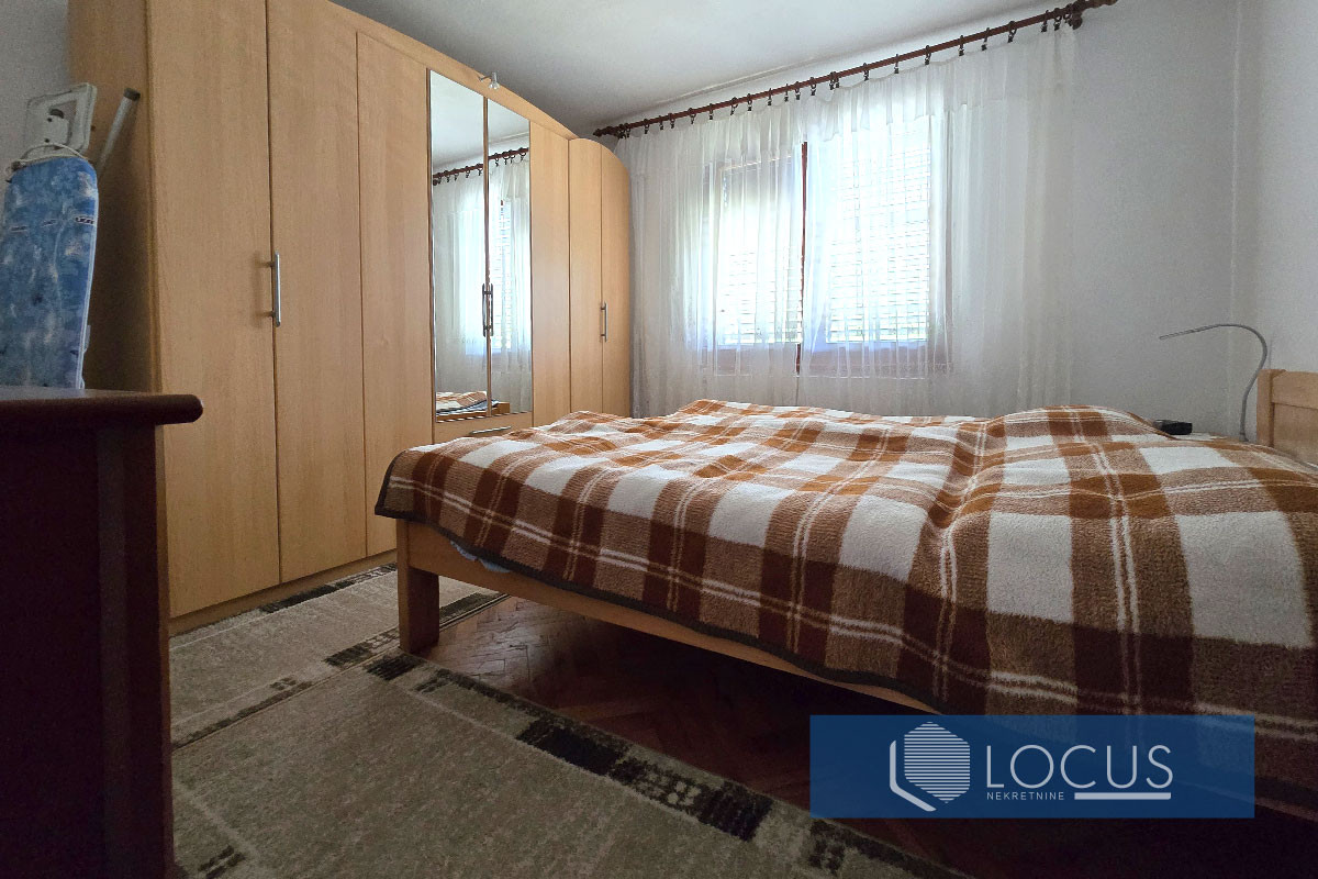 LOCUS: Kuća na parceli 13.379m2, Orahovica, Konjic 11