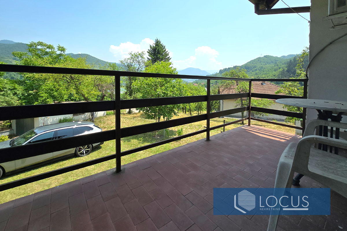 LOCUS: Kuća na parceli 13.379m2, Orahovica, Konjic 13