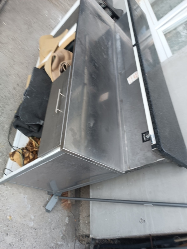 Ugostiteljski sank pult inoks stol inox
