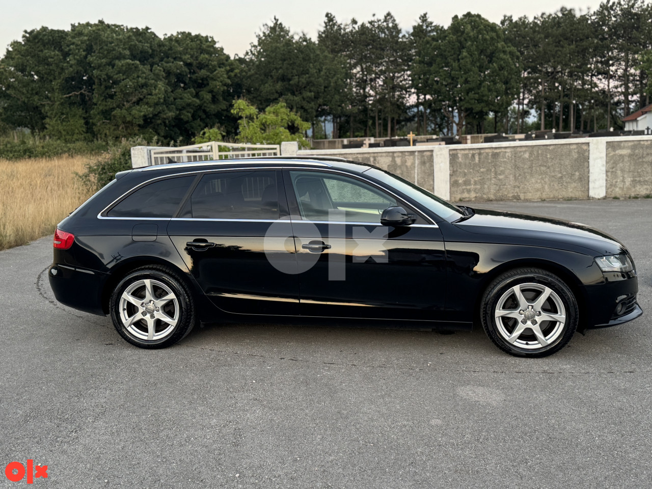 Audi A4 B8 2.0 TDI NAVI PDC MFL