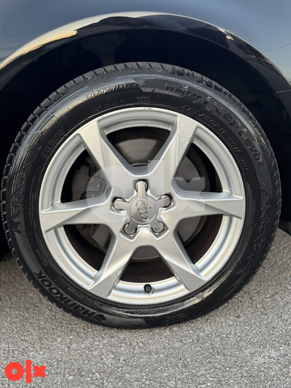 Audi A4 B8 2.0 TDI NAVI PDC MFL