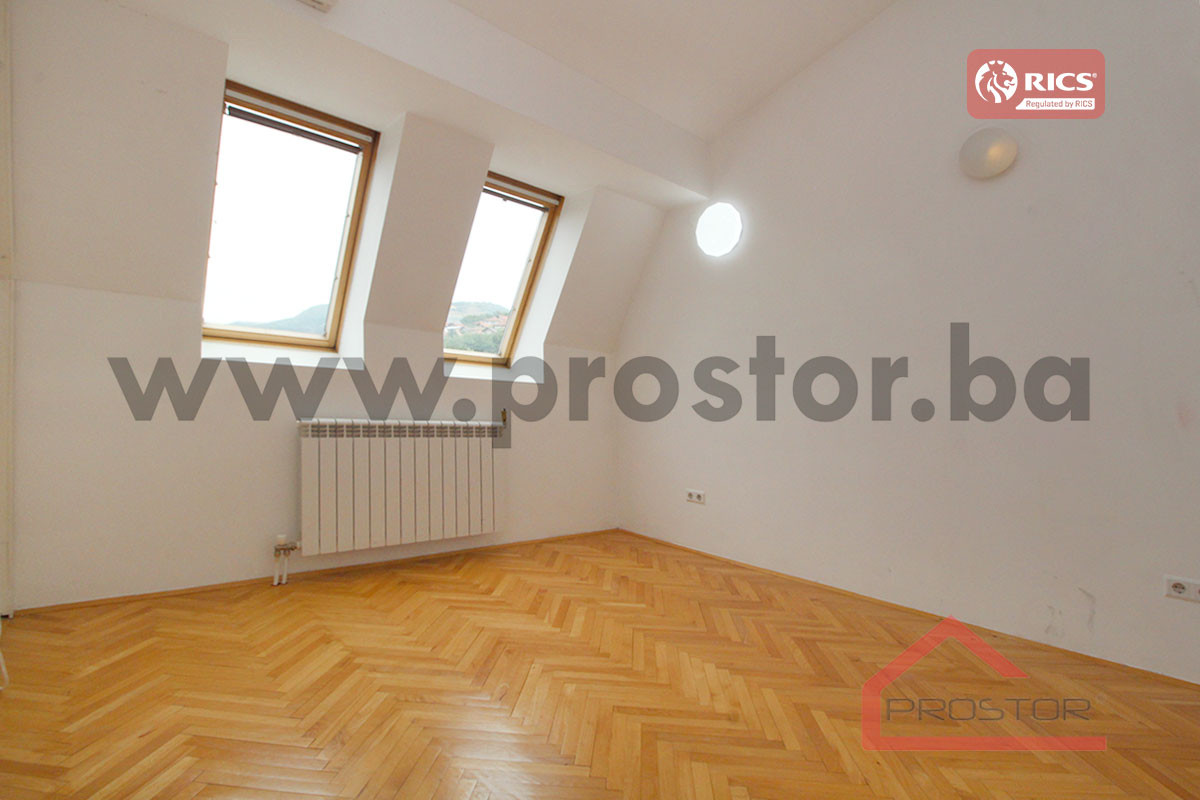 PROSTOR izdaje: Kuća sa baštom i garažom, Koševo 17