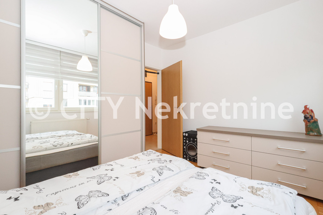 Dvosoban namješten stan - Centar - Šip - 47 m2 10