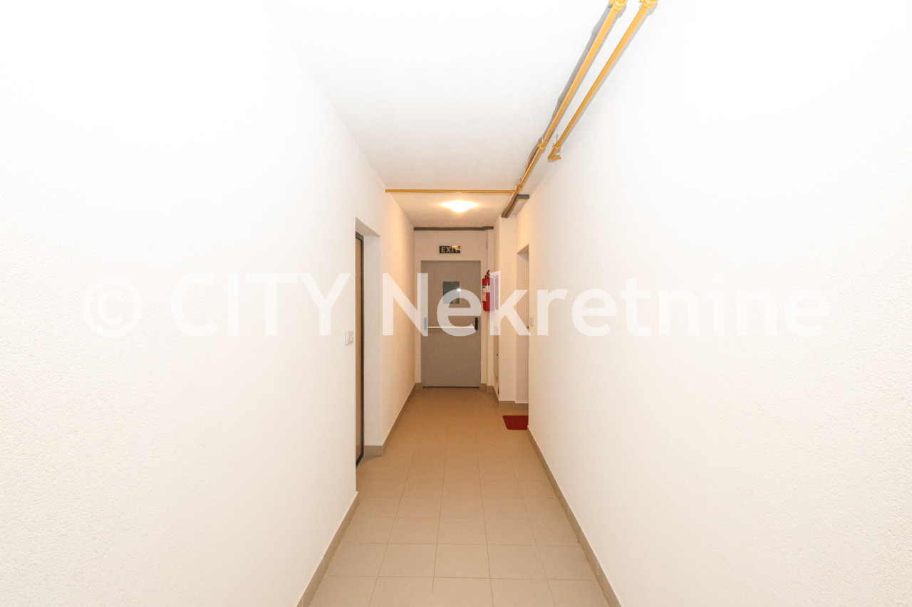 Dvosoban namješten stan - Centar - Šip - 47 m2 15