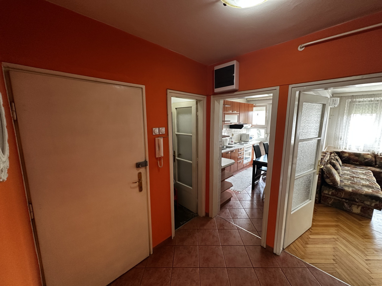 Dvosoban namješten stan u strogom centru - 54 m2 17
