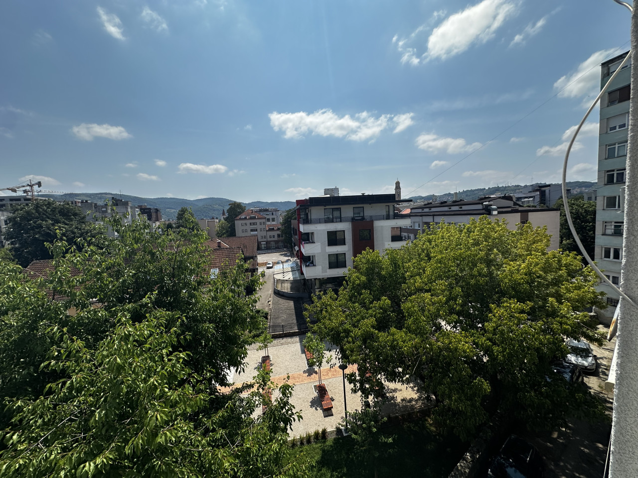 Dvosoban namješten stan u strogom centru - 54 m2 22
