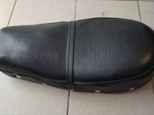 Tomos  T 15 SLC  Sjedište