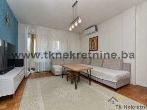SJENJAK - Djelomično adaptiran troiposoban stan 72 m2