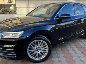AUDI Q5 2.0 TDi Quattro S-Tronic "S-LINE" LED NAVI Koža Alu 20"