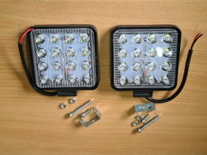 Led far za traktore i radne masine