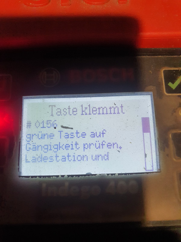 Robot kosilica BOSCH Indego 400 Connect