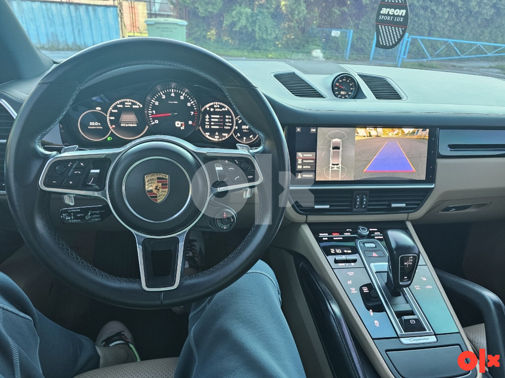 Auto u top stanju  sa odradzenim servisima