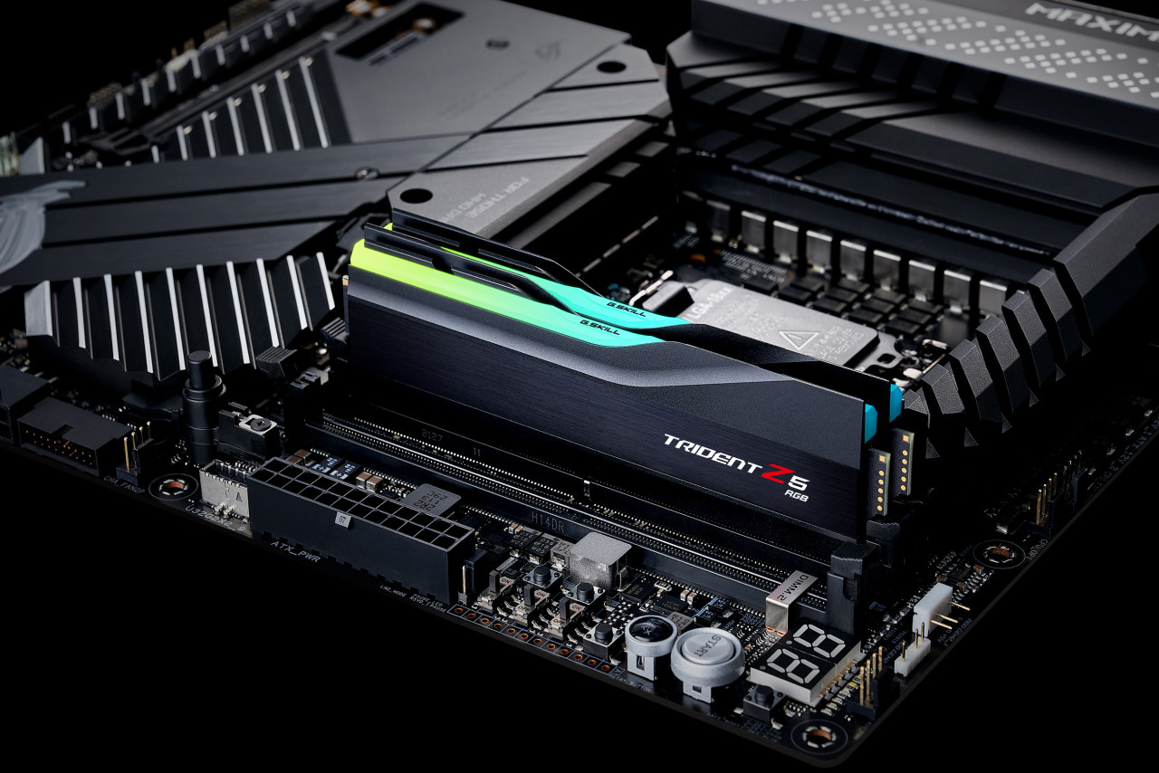 Ram DDR5 G.Skill Trident Z5 32 GB RGB 6400 MHz