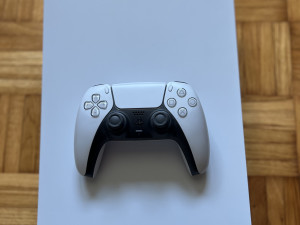 PLAYSTATION 5 DIGITAL - 400 IGRICA - EA FC - PS PLUS EXTRA 10MJ