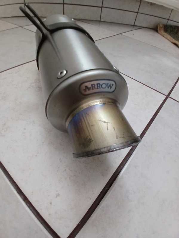 Auspuh ARROW-original-Honda,Kawasaki,Suzuki,Yamaha,BMW