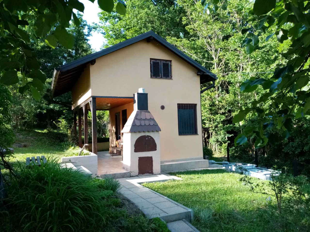 Vikendica za odmor, na placu 2622 m2 - Priječani