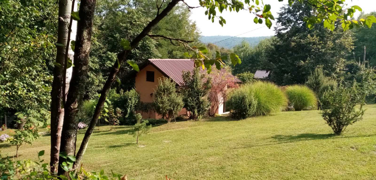 Vikendica za odmor, na placu 2622 m² - Priječani – další