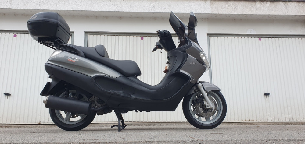 PIAGGIO X9 250 CCM TOP STANJE  AKCIJA REGISTROVAN