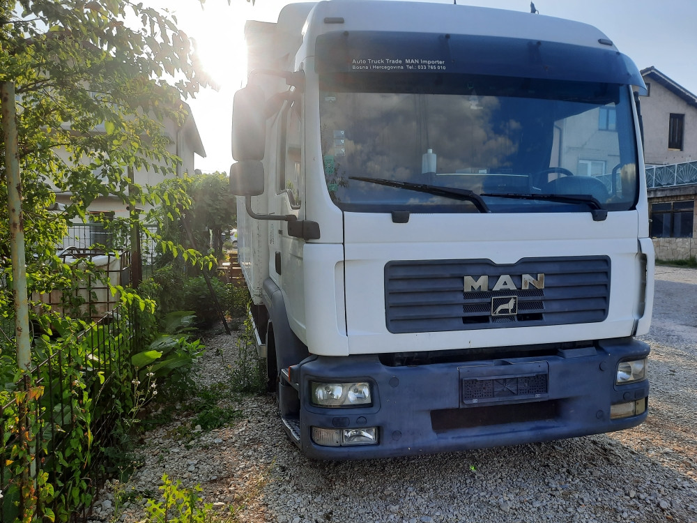 MAN TGL 8.180 SANDUCAR 6 NOVIH GUMA SPREMAN ZA RAD