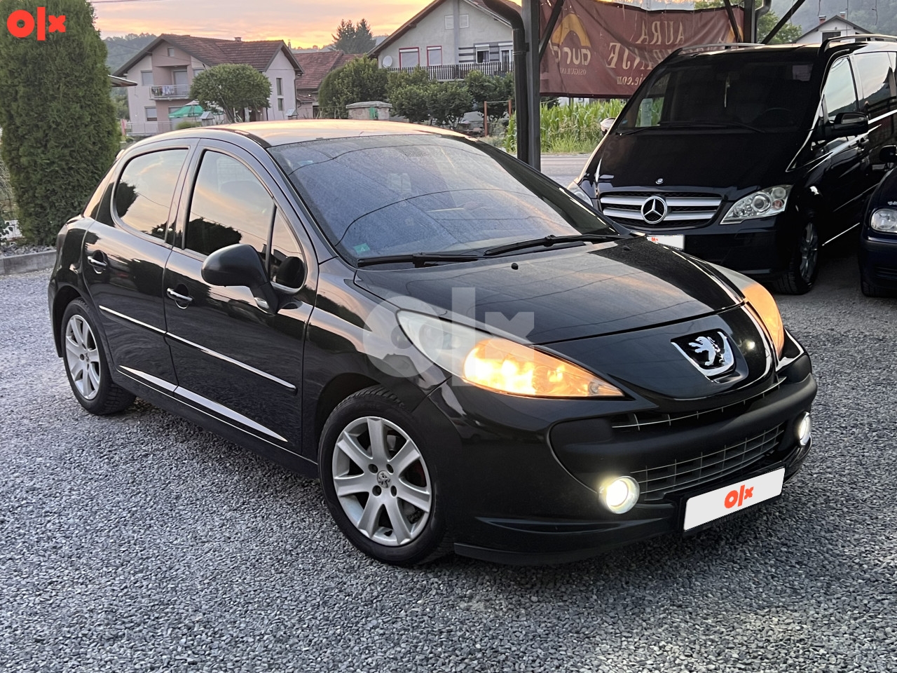 Peugeot 207 2007g 1.6 hdi 66kw registovan godinu.