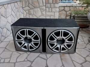 Auto woofer polk audio