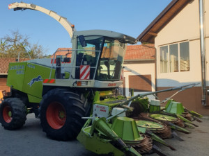 Kombajn claas jaguar 880 silokombajn silo kombajn samohodni