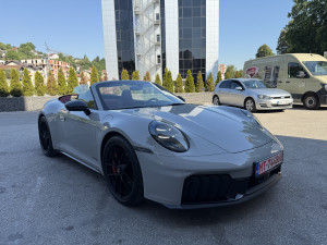 Porsche 911 GTS 4 Cabriolet