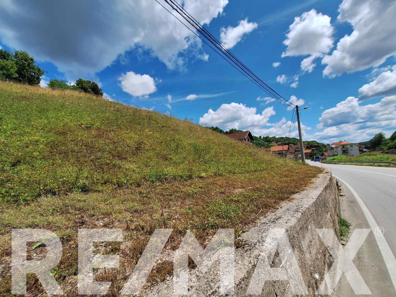 ATRAKTIVNO  zemljište na glavnoj saobraćajnici-Pavlovac – pohled 4