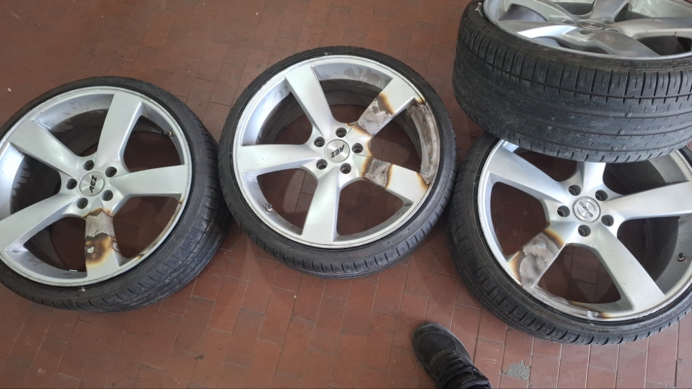 Usluga peglanja i lakiranja alu Felgi 5x112 5x120 5x100 itd