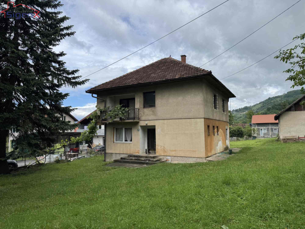 Kuća Donja Vogošča/ Glavna cesta/  2.5 dunuma