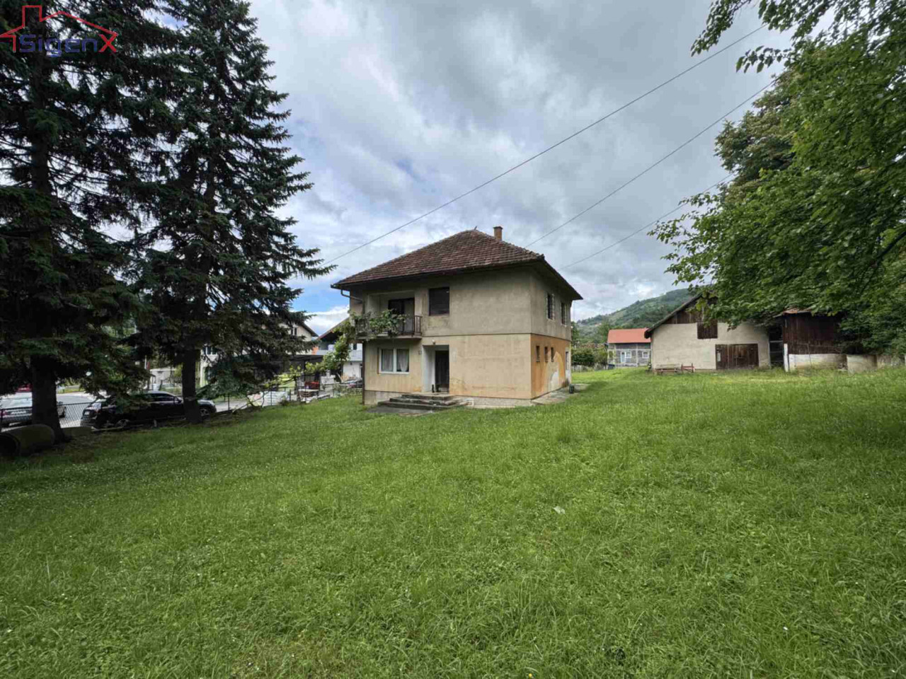 Kuća Donja Vogošča/ Glavna cesta/  2.5 dunuma 2