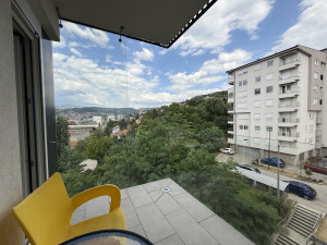 Dvosoban stan sa garazom I Centar I Skenderija