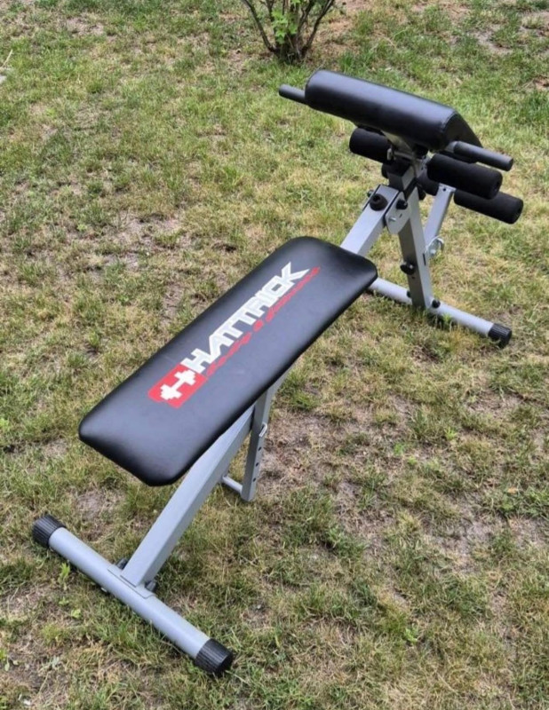 Bench klupa za podesiva / Hattrick + dodatak za biceps/noge