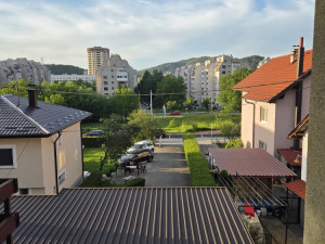 ZLOKOVAC-ATRAKTIVNA LOKACIJA KUĆA SA TRI STANA-čitaj detaljno- photo 2