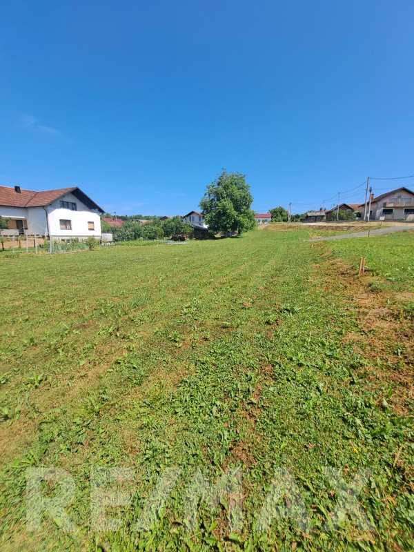 GRAĐEVINSKE PARCELE ZA PRODAJU - PRIJEČANI 3